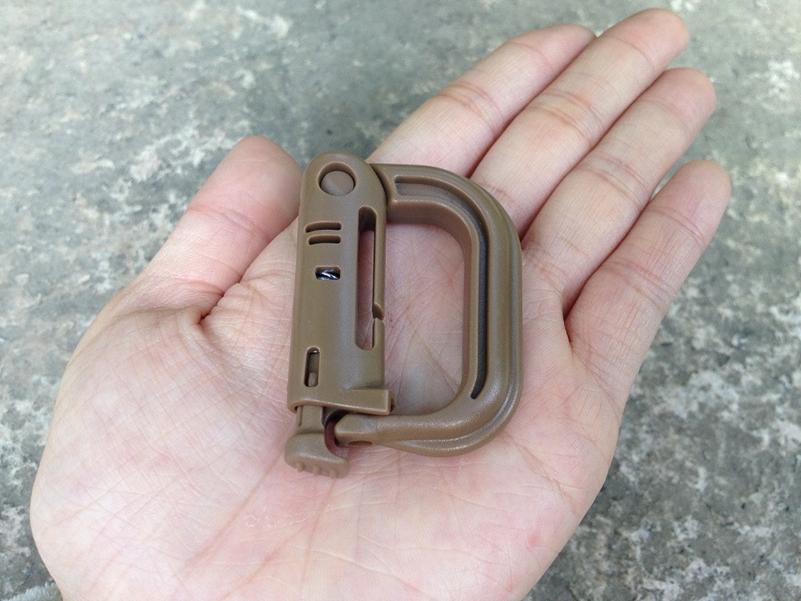 5PCS Grimloc Molle Carabiner D Locking Ring  Plastic Clip Snap Type Ring Buckle Carabiner